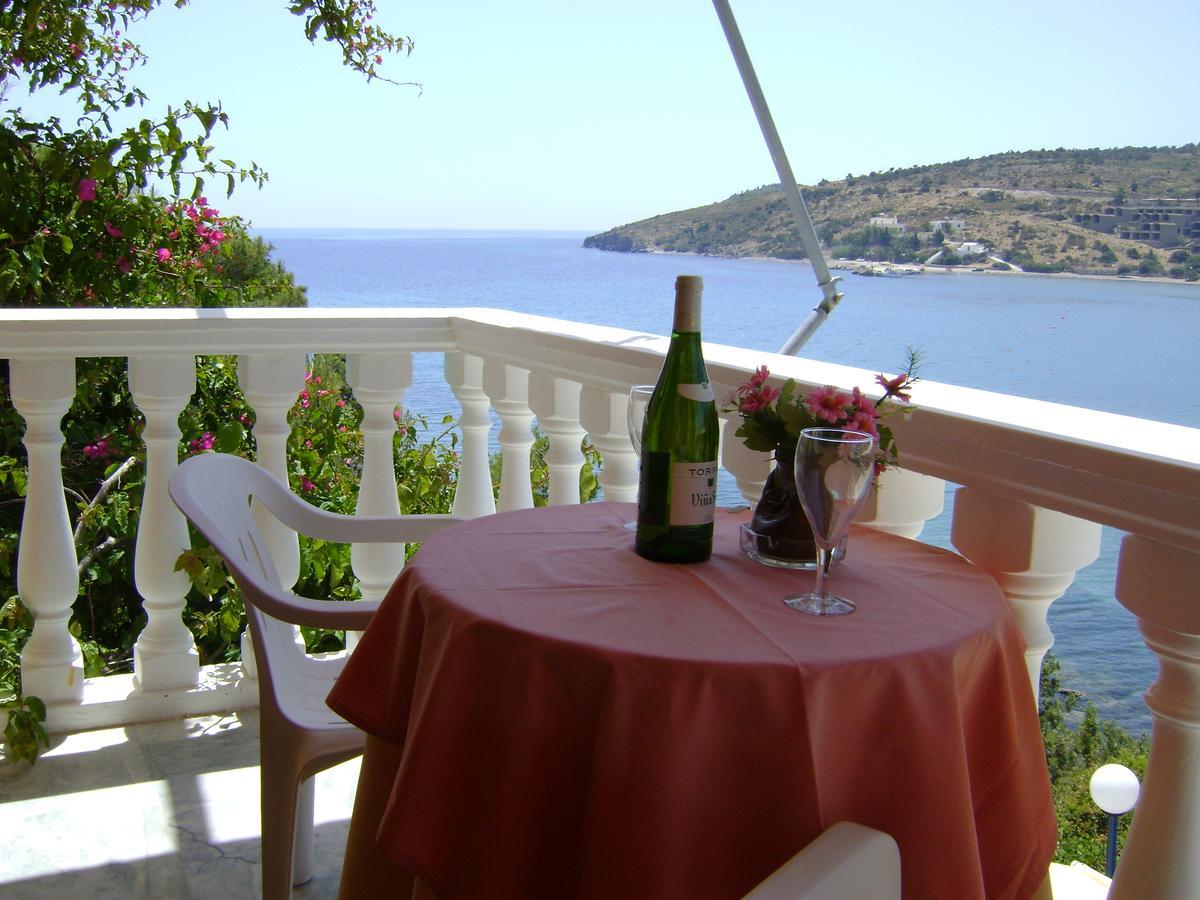 Liberty II Hotell Agia Marina  Eksteriør bilde